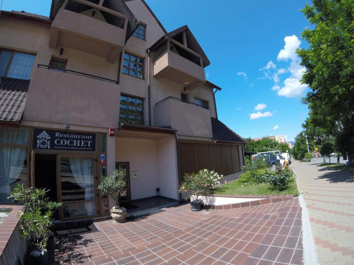 Cochet Accommodation Piatra Neamţ Exterior foto